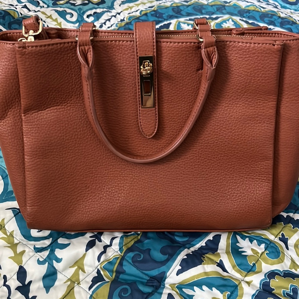 LAST CHANCE! Urban Expressions Bag! - Picture 1 of 13